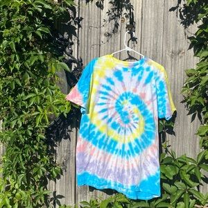 Hand dyed 🦄 T-shirt.